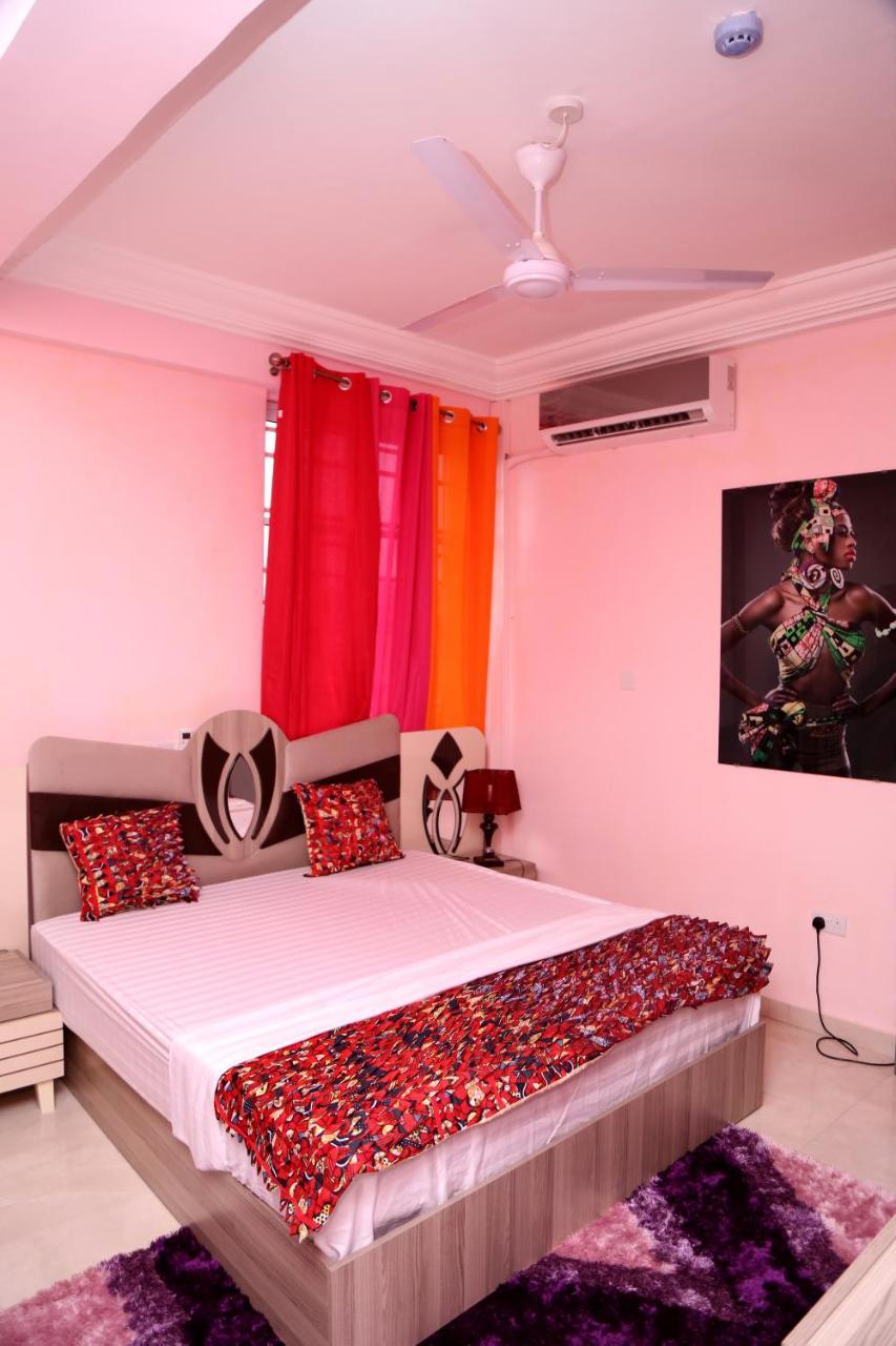 Plus 33 Hotel Nungua Exterior foto
