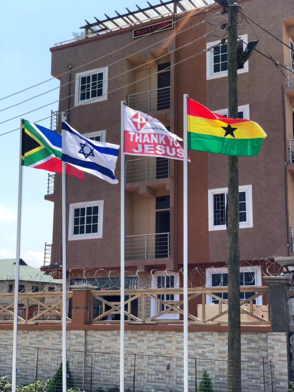 Plus 33 Hotel Nungua Exterior foto